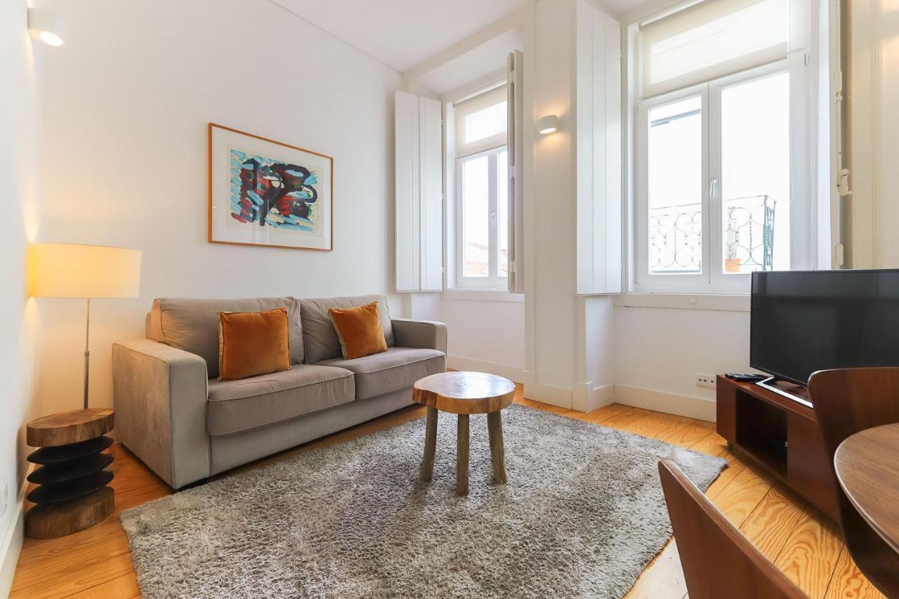 Alfama Deluxe By Homing Apartment Lisbon Bagian luar foto