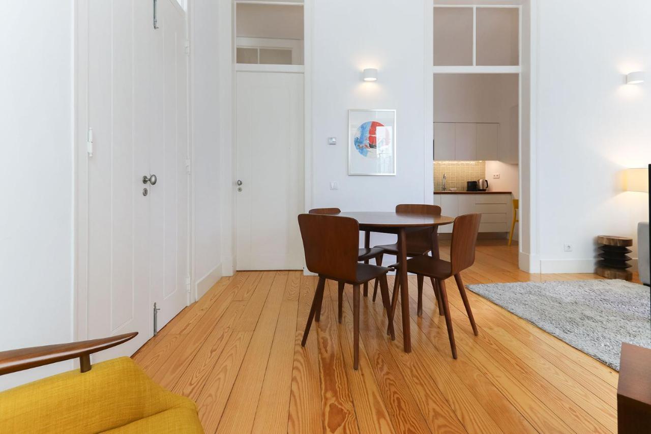Alfama Deluxe By Homing Apartment Lisbon Bagian luar foto