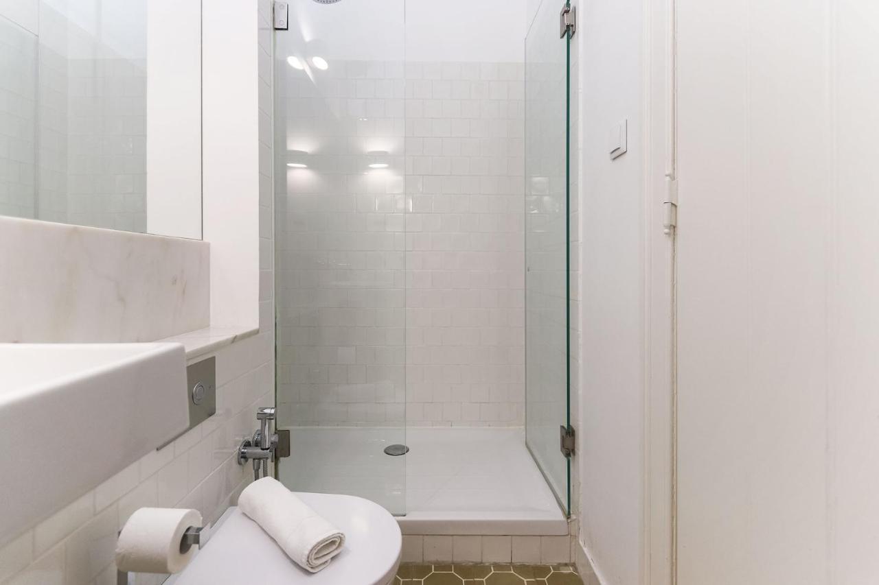 Alfama Deluxe By Homing Apartment Lisbon Bagian luar foto