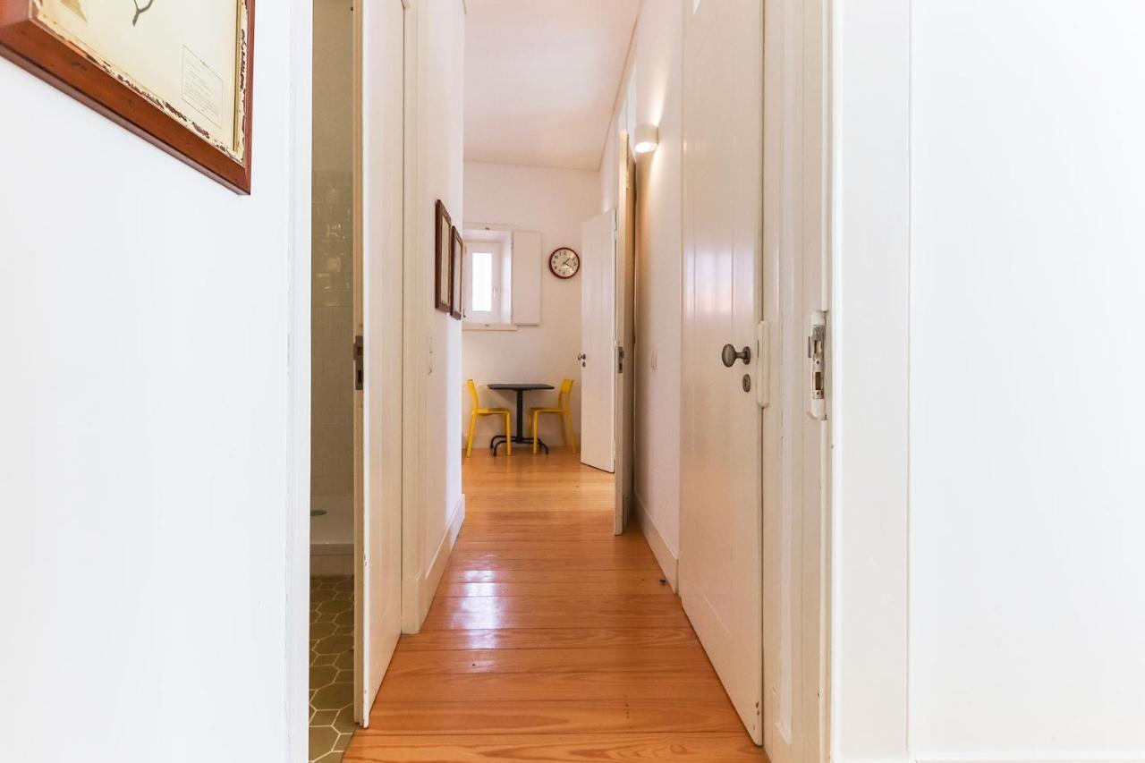 Alfama Deluxe By Homing Apartment Lisbon Bagian luar foto